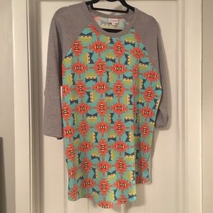 LulaRoe Randy Tee Size XL